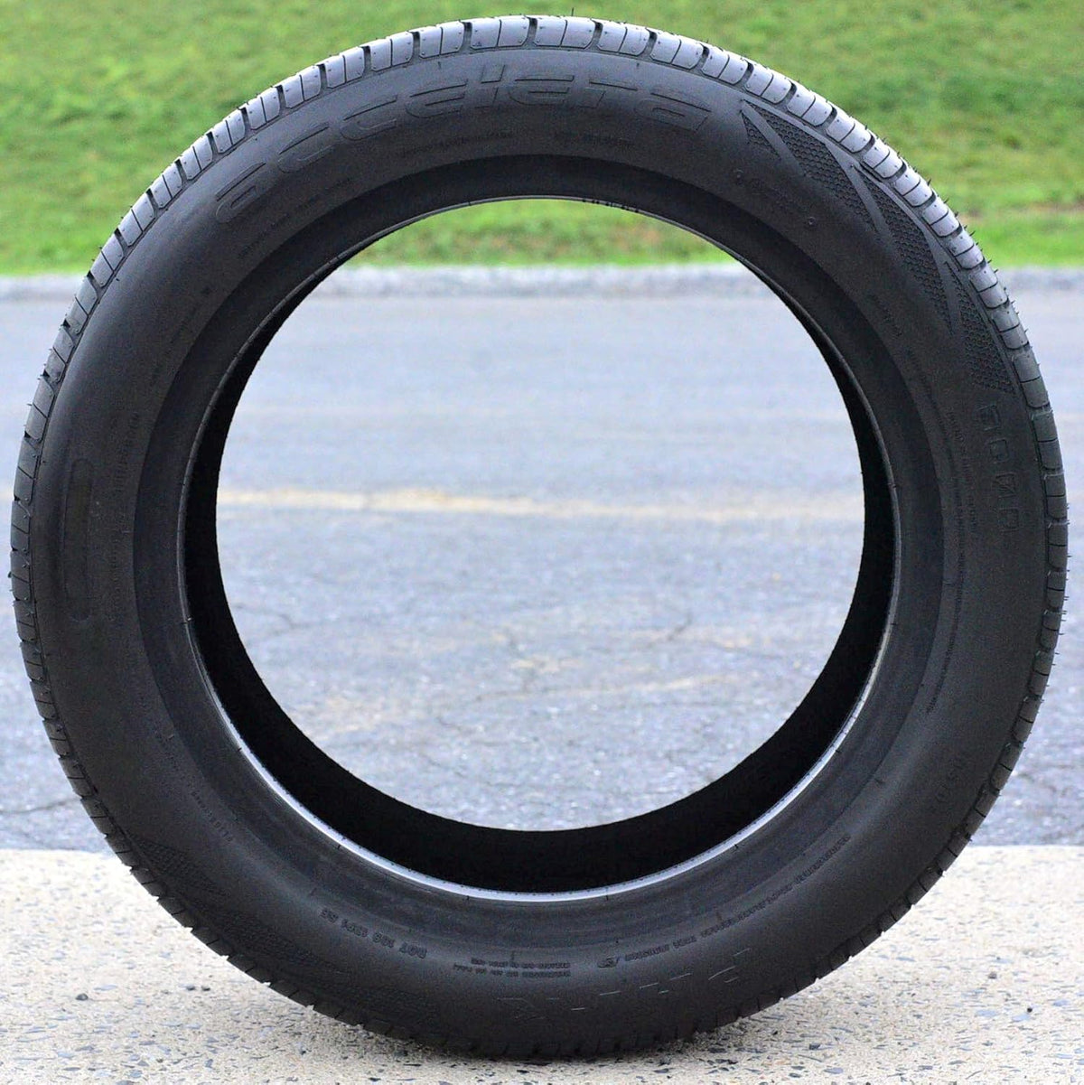 235/45R19 All-Season High Performance Radial Tire T45578