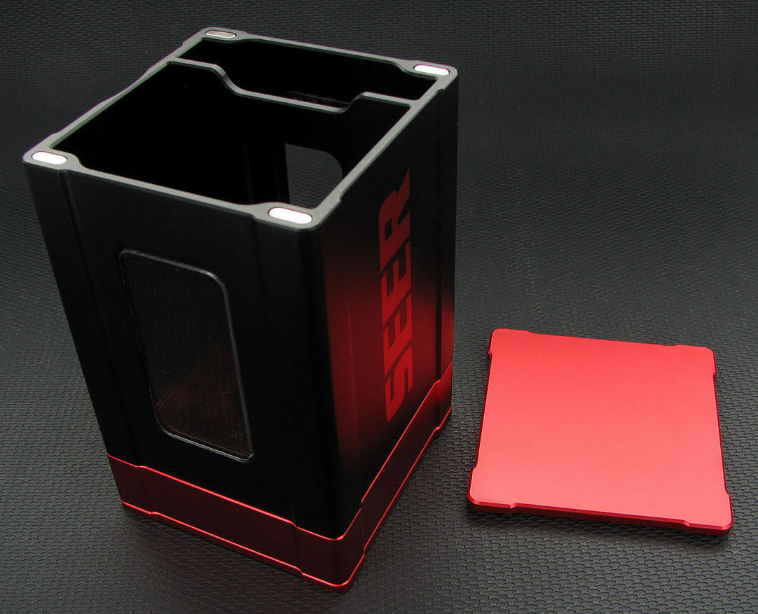 Red Satin Finish Magnetic Close Deck Box E352682