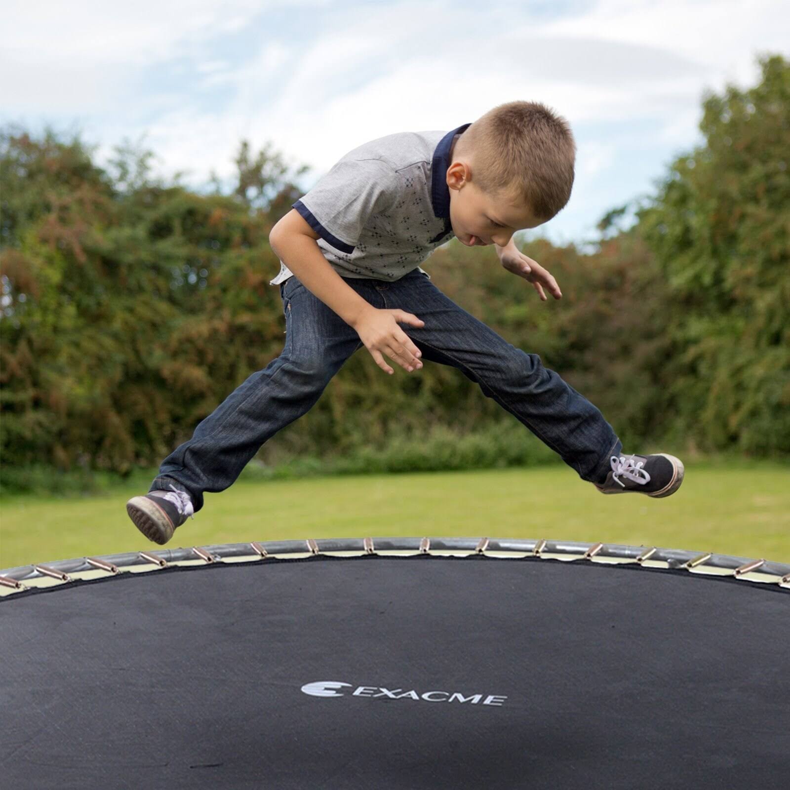 10' Round Trampoline with Safety Enclosure G71823