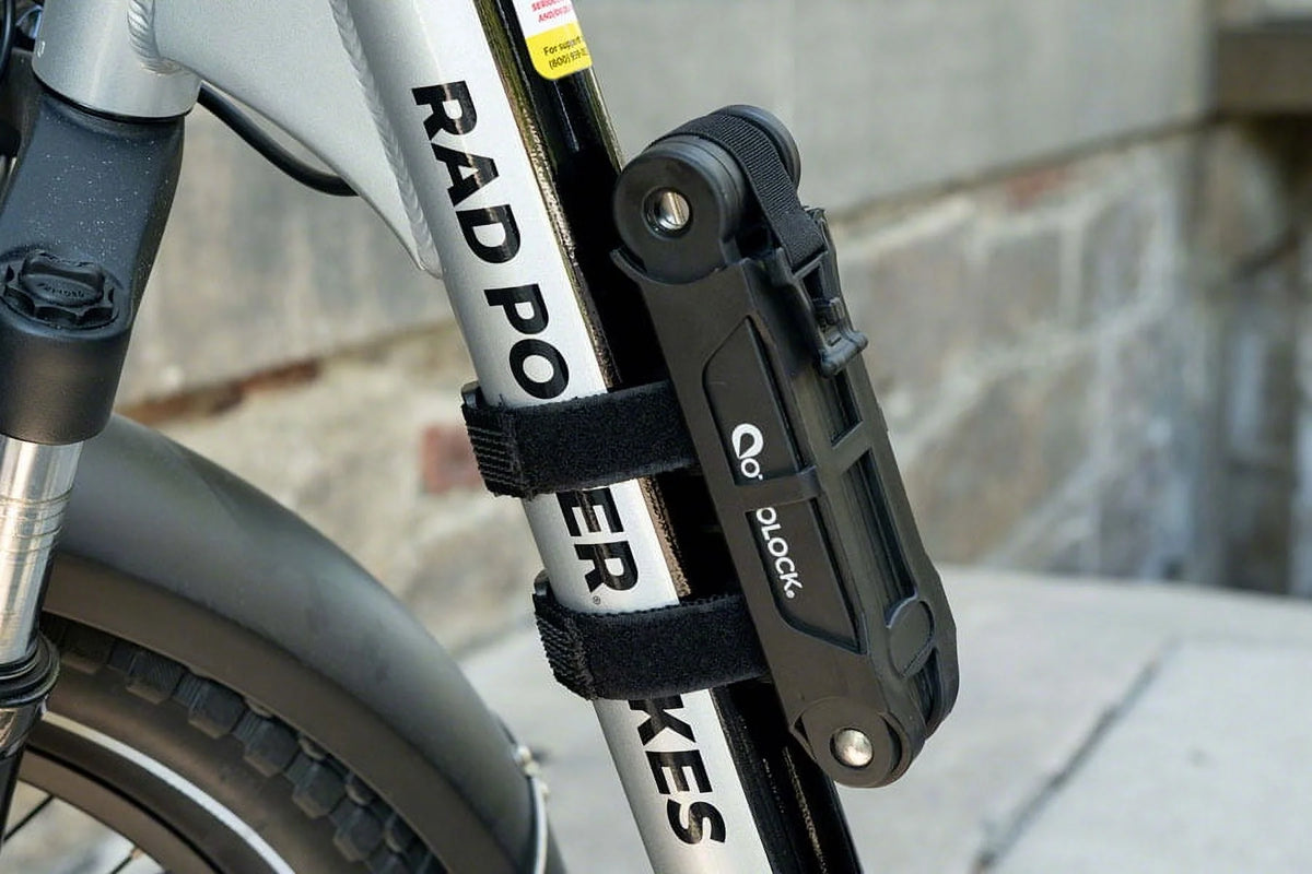 Black Folding Lock with Mount R32878