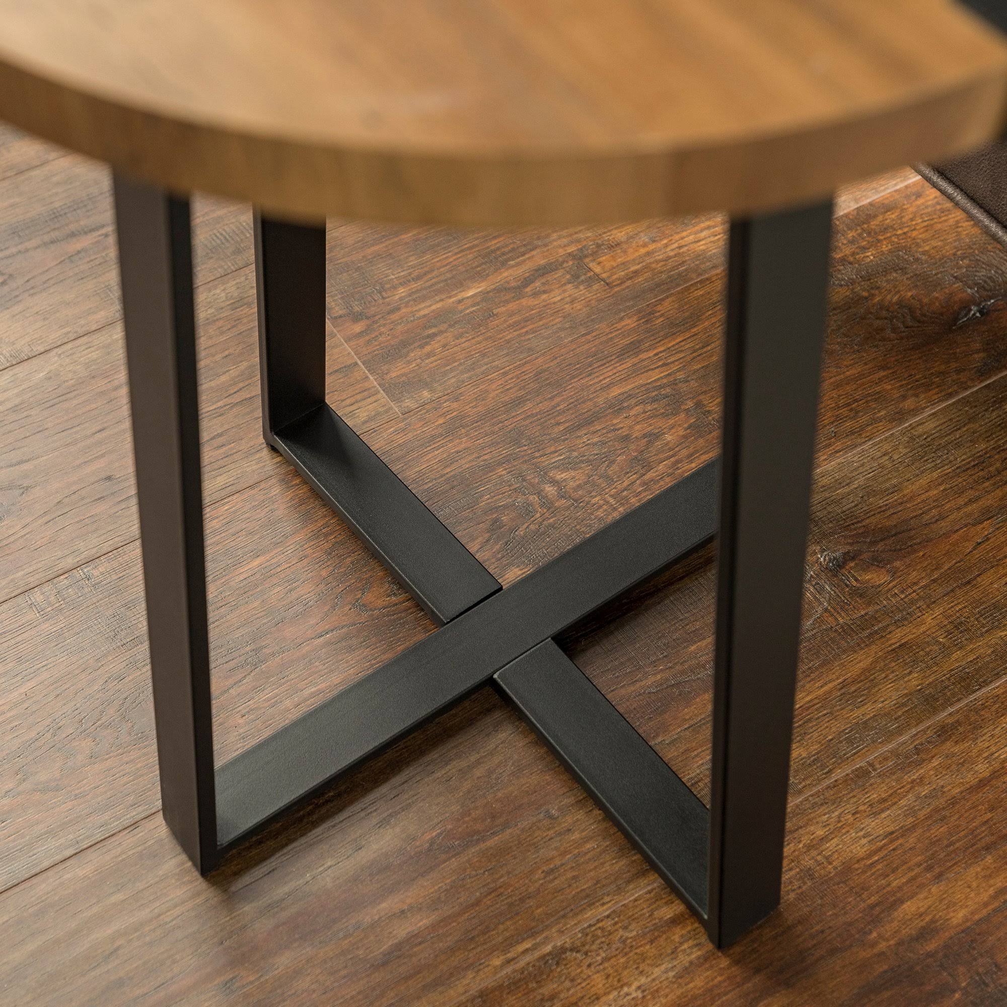 Rustic Oak Round Side Table G71048