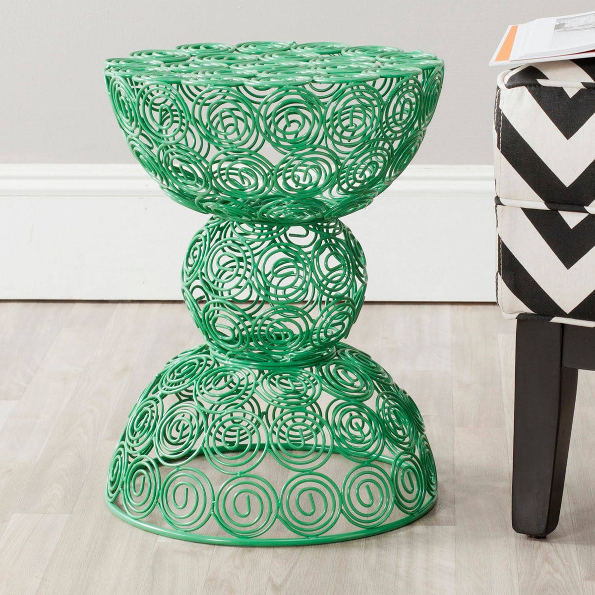 Green Iron Wire Stool R385326
