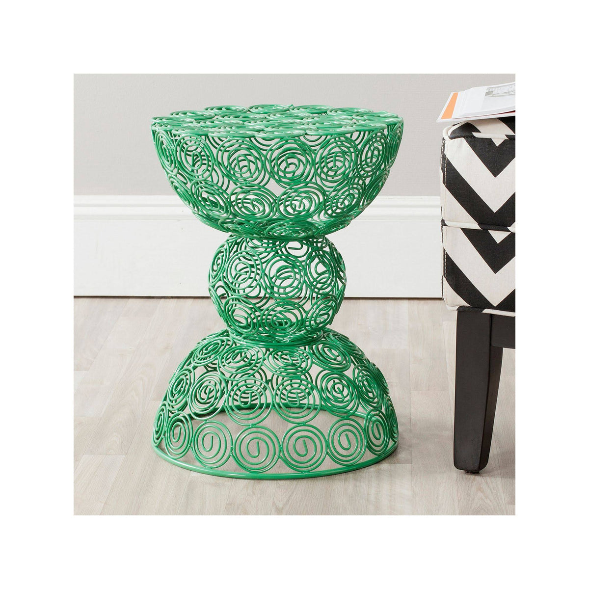 Green Iron Wire Stool R385326