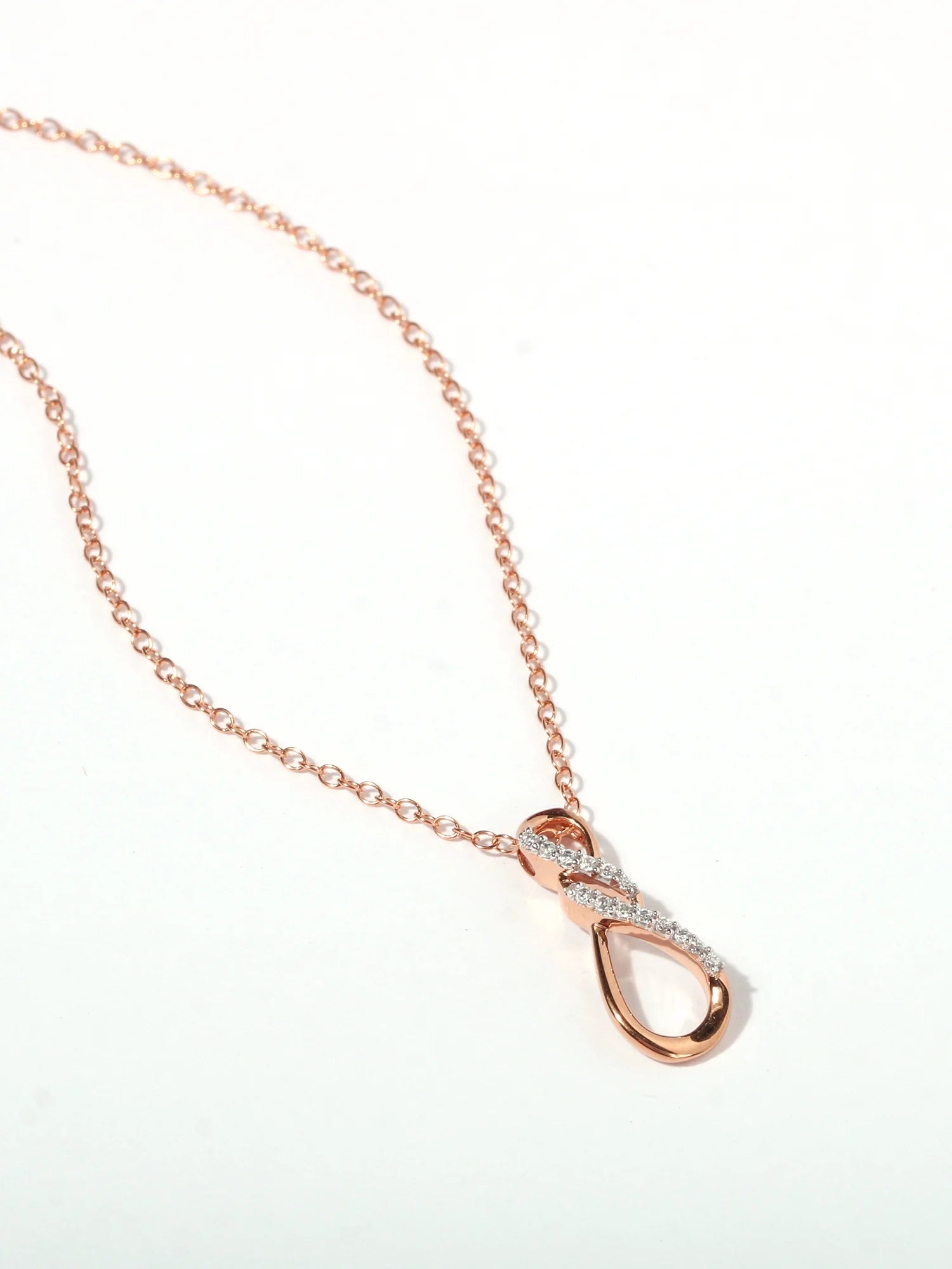 10K Rose Gold Diamond Infinity Pendant Necklace T516