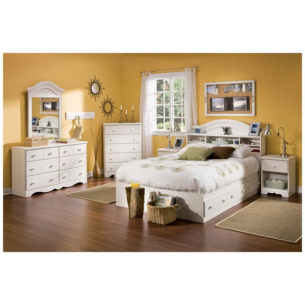 Full 3-Drawer White Bed G727567