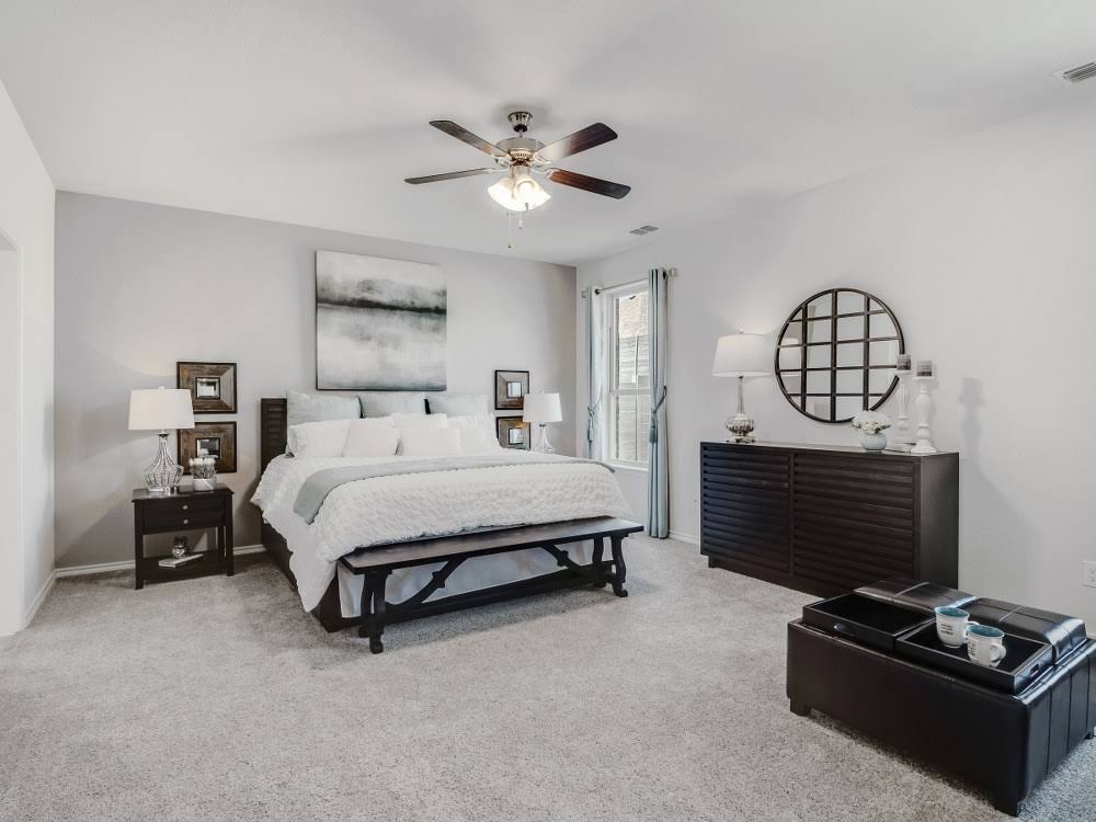 52-Inch Ceiling Fan D1701