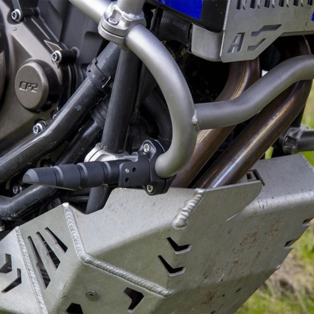 Universal Motorcycle 360 Rotatable Highway Crash Bar Foot Pegs G660068