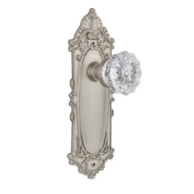 Crystal Glass Passage Door Knob with Victorian Plate Finish: Satin Nickel Q821859