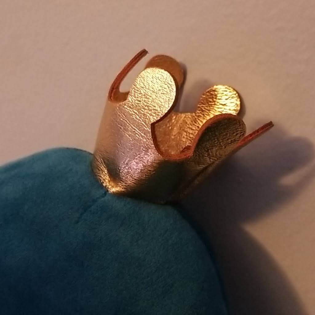 Fancy Peacock J64933